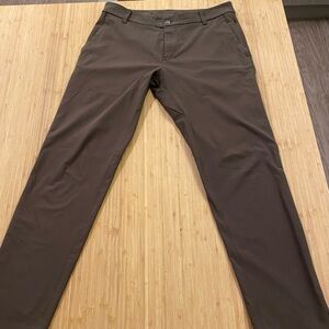 Men's Lululemon Commission Slim Pant, Dark Olive. Size 32